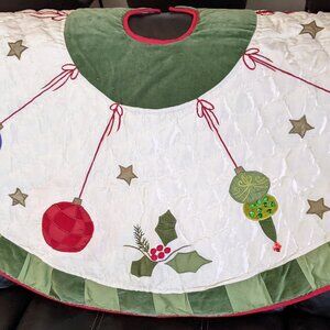 Quilted Tree Skirt